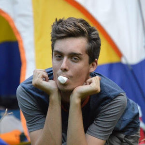 Meet your Posher, Kyle